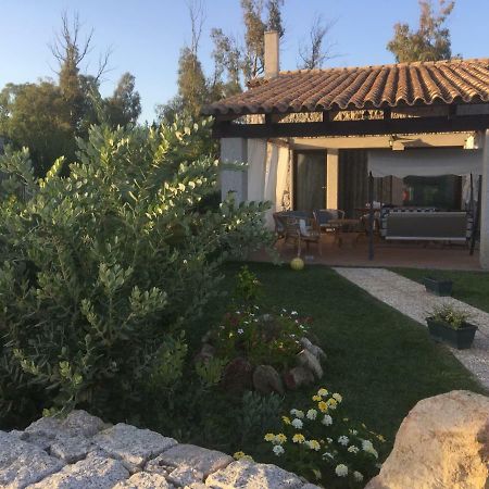 Villetta Fiori Кастиадас Екстериор снимка
